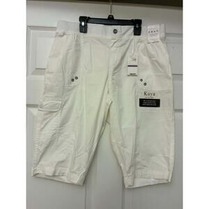 Women's Dash Kaya White Cargo Bermuda Shorts Comfort Waist Size L NWT Stretch